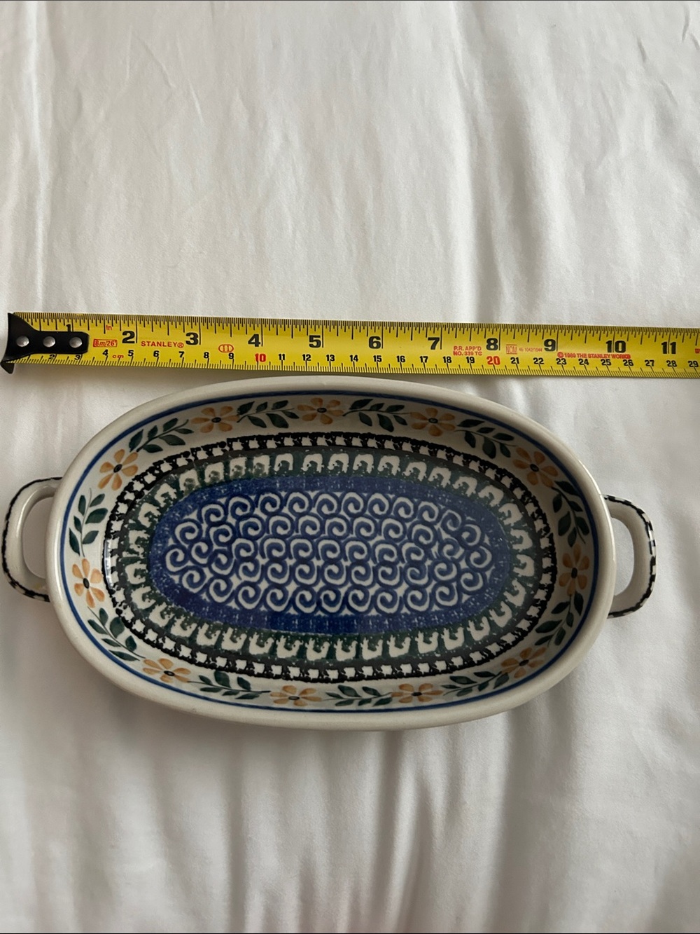 Polish Pottery Hand-Painted Oval Serving Dish in Blue and Yellow - Picture 4 of 5